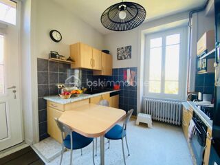  Propriété/château à vendre 7 pièces 110 m²