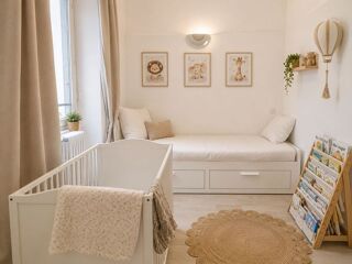  Appartement à louer 5 pièces 100 m²