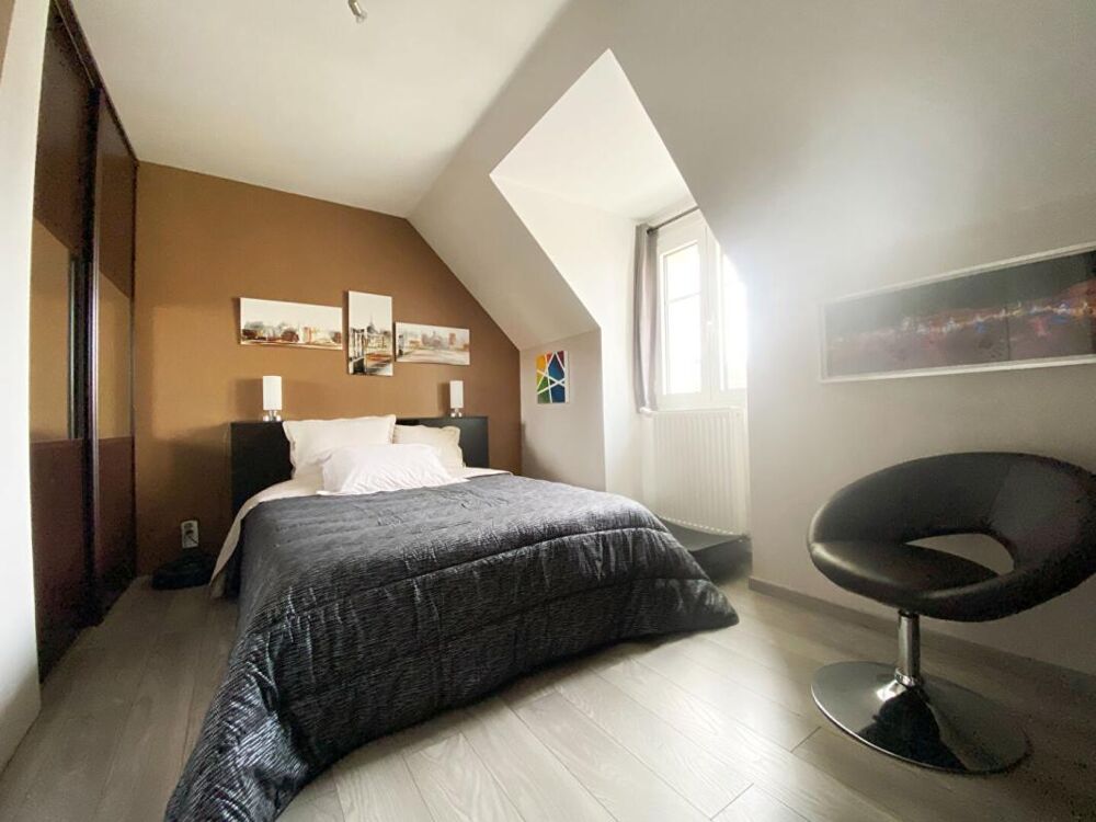 Vente Maison LE PLESSIS ROBINSON - MAISON 5 CHAMBRES, JARDIN, SOUS-SOL TOTAL POMPE A CHALEUR - DPE A Le plessis robinson