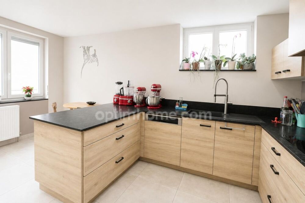 Vente Maison FONTOY - MAISON DE 150 M² AVEC 5 CHAMBRES, GARAGE, TERRASSE ET JARDIN ! FORT POTENTIEL ! Fontoy
