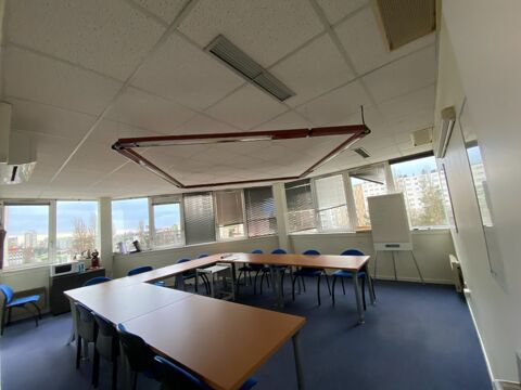   A LOUER - BUREAUX 