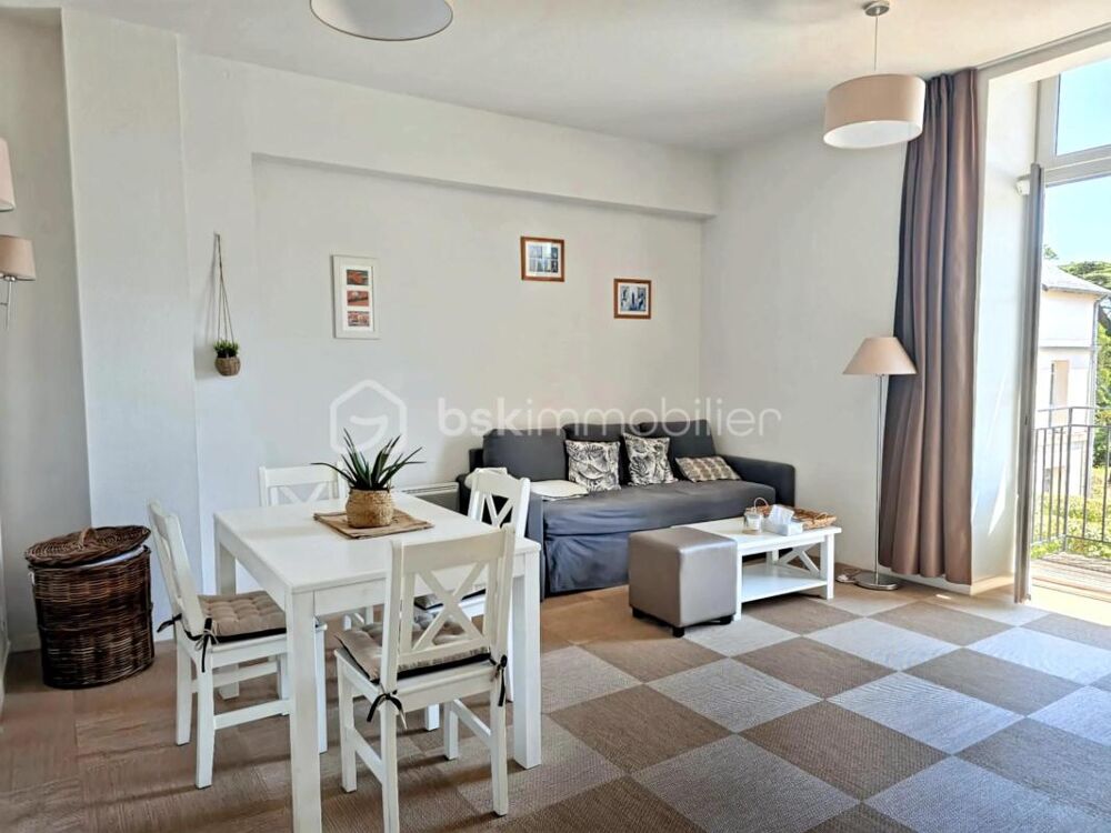 Vente Appartement SUPERBE T2 MEUBLE - PISCINE - DEUX BALCONS - PLACE DE PARKING Baden
