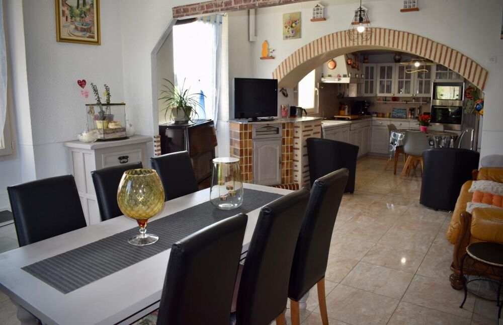 Lougratte (47 )Ancien corps de ferme  2 logements  1,22 ha  600 m² de dépendances