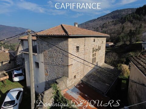   Ard�che dans un petit hameau grande batisse (160m�) et une grange, le tout � restaurer - Toiture Refaite - Assainissement confor Maison - 5 pi�ce(s) - 164 m�