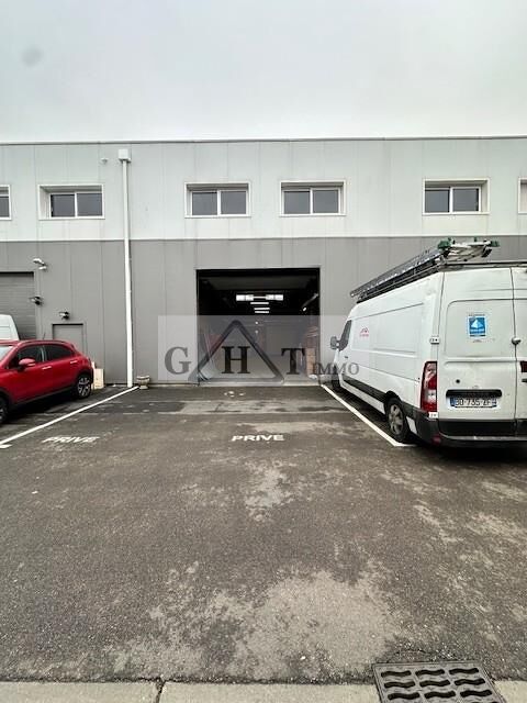 ENTREPOT BUREAUX A LOUER BRIE COMTE ROBERT 3680 77170 Brie comte robert