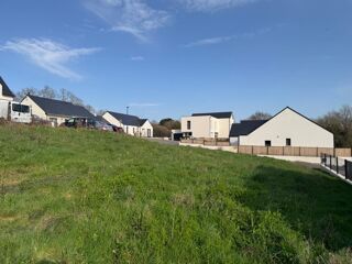  Terrain à vendre 592 m²