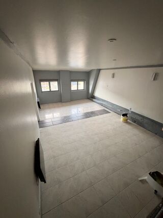  Appartement à louer 4 pièces 85 m²