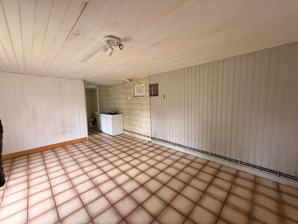 Terrain de 800 m2 avec bati existant