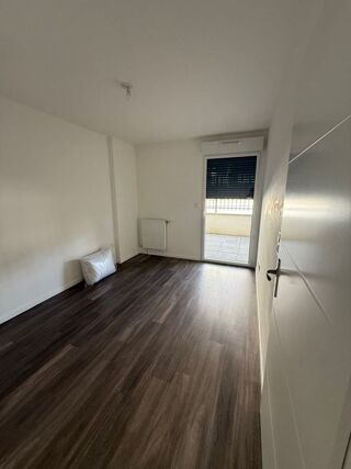  Appartement à louer 2 pièces 42 m²
