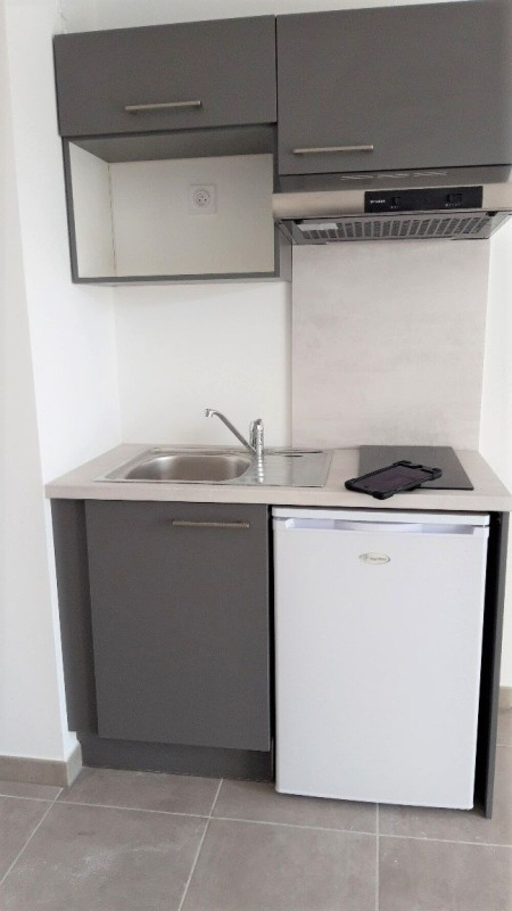 Location Appartement T1 avec balcon et parking à ARLES Arles
