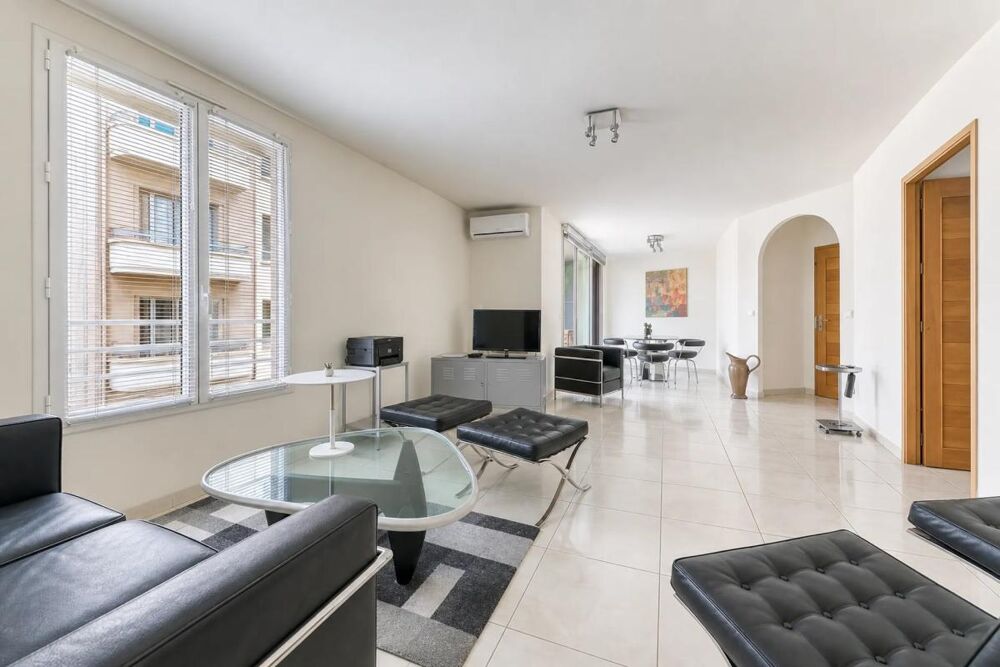 Vente Appartement LYON 7 - Place JEAN MACE -Appartement T4 de 89 M2 - Lyon 7