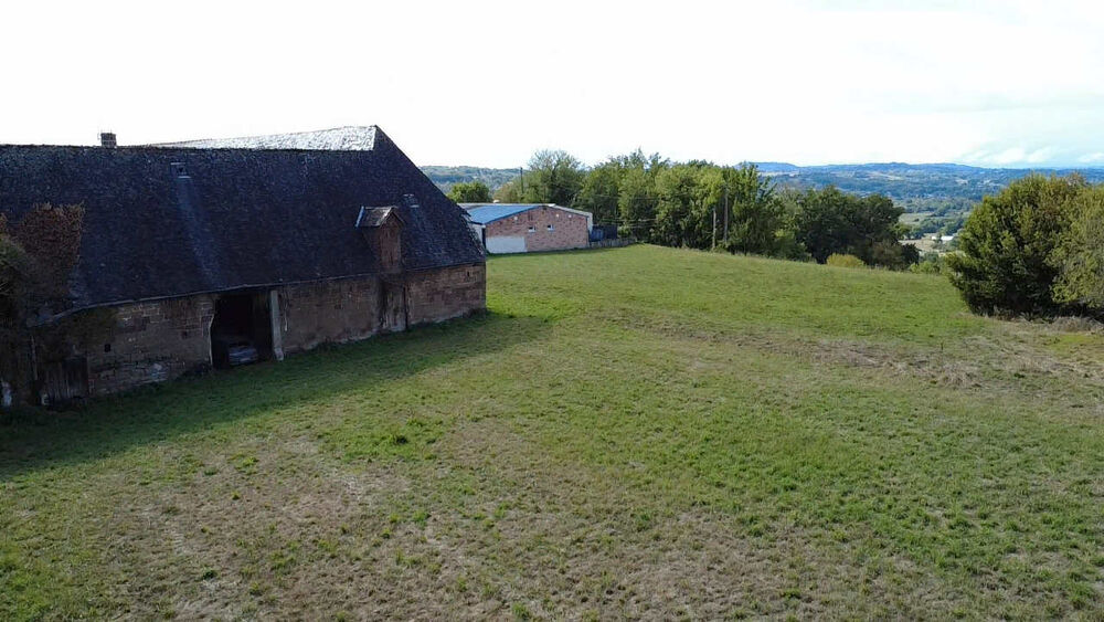 Charmante et grande propriété en pierre à rénovée avec terrain constructible