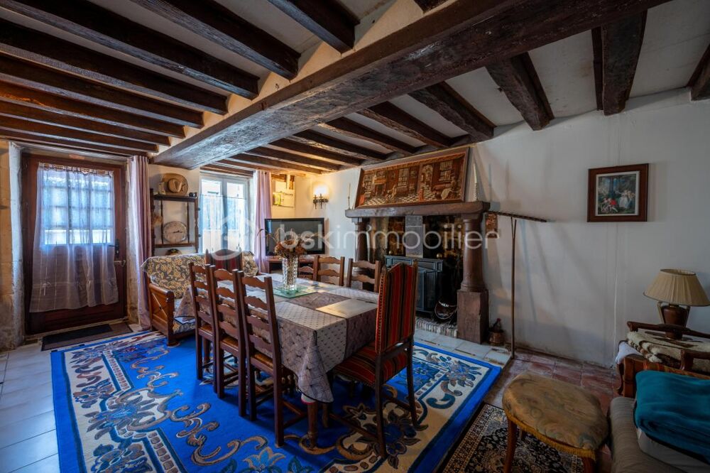 VALENÇAY  Maison ancienne de caractère de 128 m² avec jardin