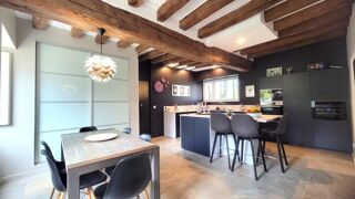  Maison � vendre 9 pi�ces 306 m�