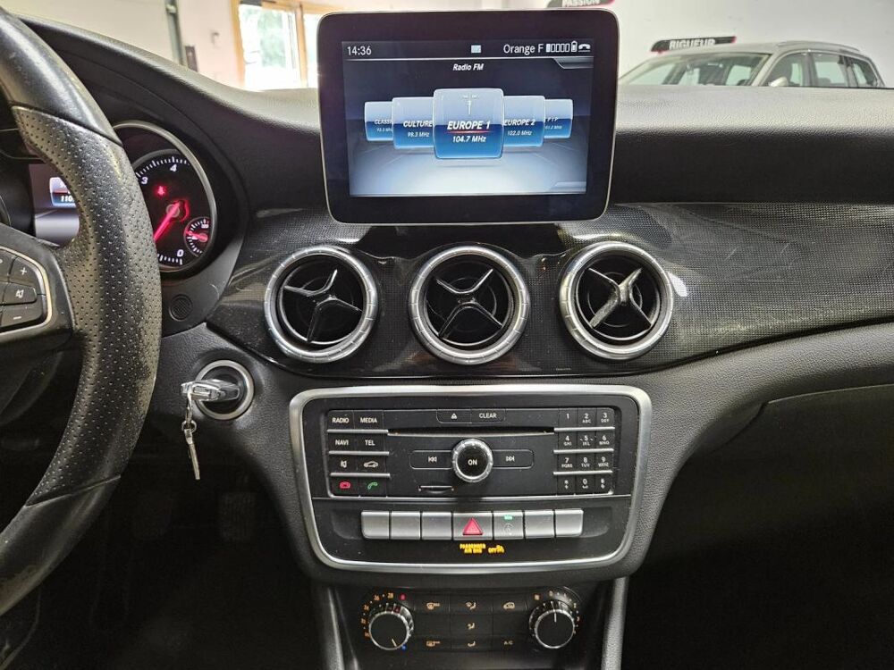 Classe CLA 180 d (117.912) SENSATION 2016 occasion 35520 La Chapelle Des Fougeretz