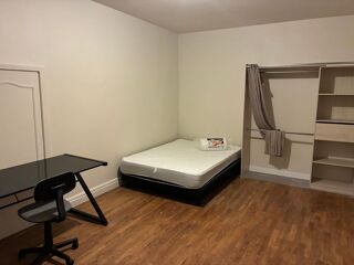  Appartement � louer 6 pi�ces 166 m� Savigny