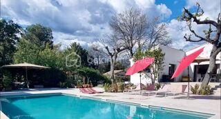  Villa à vendre 7 pièces 300 m²