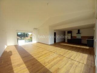  Maison � vendre 4 pi�ces 130 m�