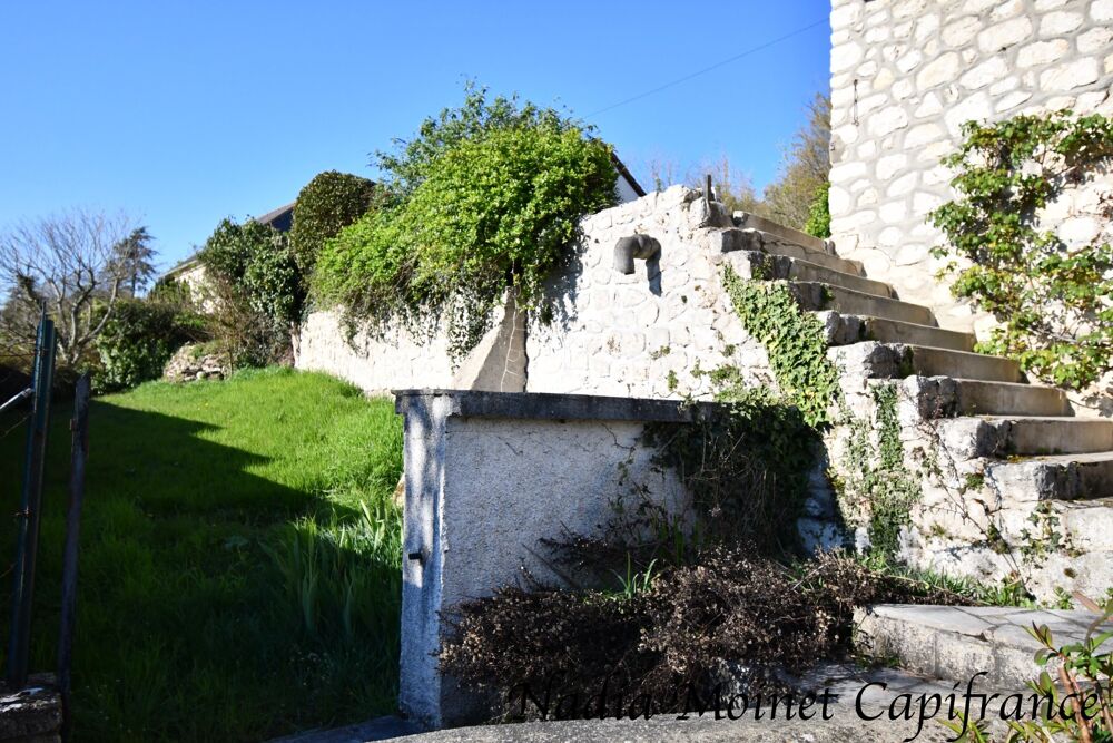 Maison familiale 118 m2 avec vie de plain-pied- Sous-sol total et double garage indépendant - A 2 minutes de Nogent-le-Roi