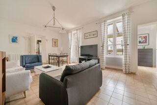  Appartement à louer 3 pièces 75 m²