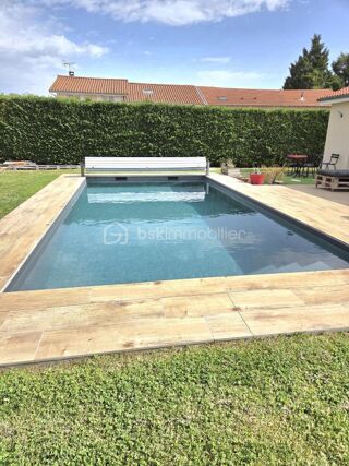  Villa � vendre 8 pi�ces 150 m�