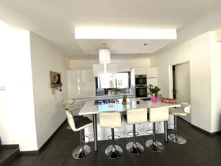  Maison � vendre 7 pi�ces 150 m�