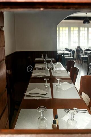  Immeuble � vendre 11 pi�ces 270 m�