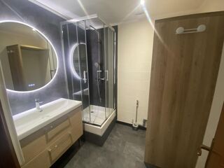  Appartement � louer 5 pi�ces 129 m�