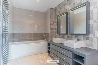  Villa à vendre 8 pièces 250 m²