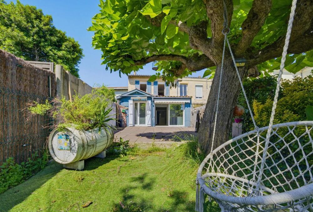 Maison de 5 pièces de 113 m² à Pauillac -Jardin - Garage et Cave