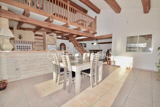  Villa à vendre 5 pièces 180 m²