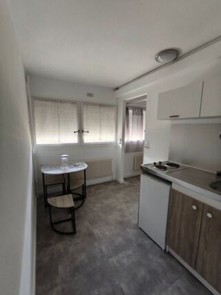  Appartement à louer 2 pièces 26 m²