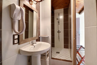  Immeuble à vendre 353 m²