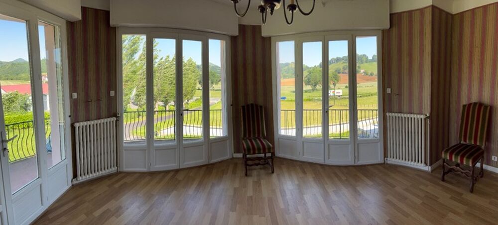 Maison à vendre 8 pièces Proche de SAINT JEAN PIED DE PORT (64)