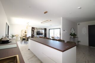  Maison � vendre 7 pi�ces 243 m�