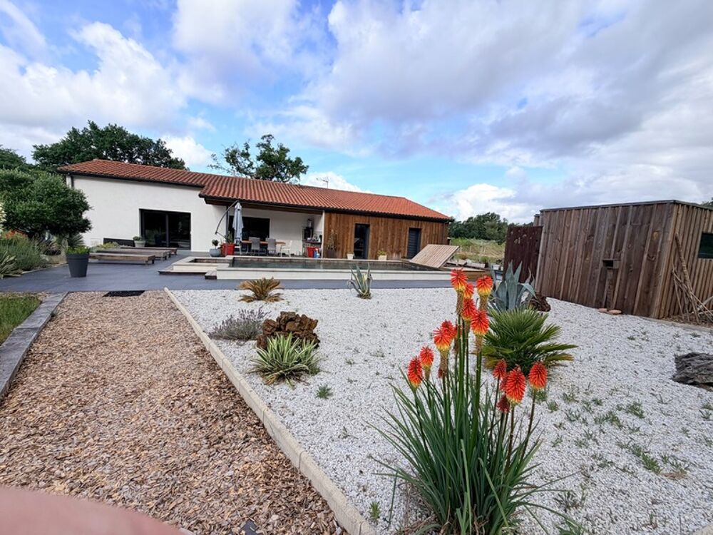 Maison contemporaine (DPE A) avec piscine et SPA à ESCOURCE à 15 minutes de l'Ocean et 10 minutes de MIMIZAN