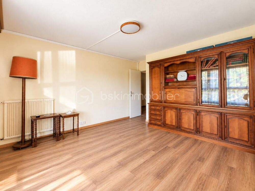 Vente Appartement Bel appartement 4 pièces lumineux rénové - 79 m ² - 2 places de parkings Stains