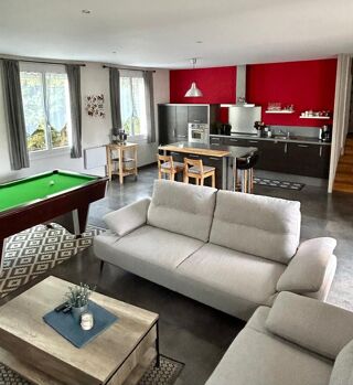  Immeuble � vendre 10 pi�ces 566 m�