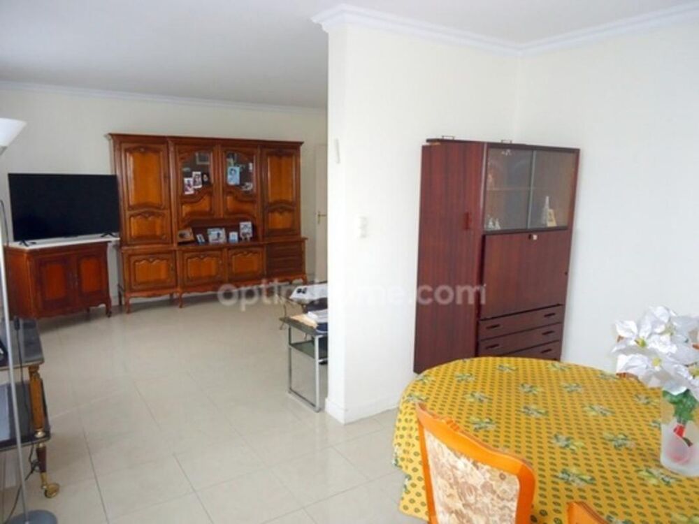 Sarcelles - Rue Louis Lebrun - Appartement de 4 pièces - 79 m2 - 138 000 € FAI