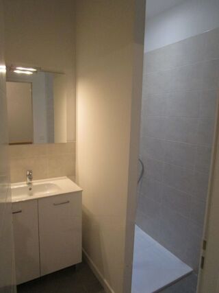  Maison à louer 4 pièces 81 m²