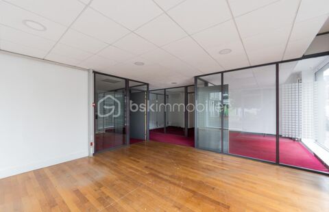À Vendre  Local commercial / bureaux  200 m²  Hyper-centre Châteauroux 315000 36000 Chateauroux