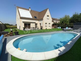 Maison 7 pièces 210 m² · à Claye-Souilly · 210 m² · 630 000 €