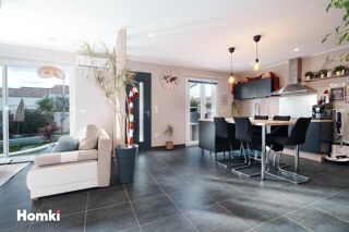  Villa  vendre 4 pices 81 m