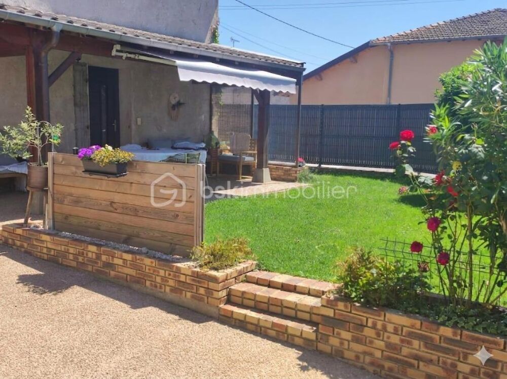 Maison 5 pièces 142 m² · à Chatillon sur Chalaronne · 142 m² · 249 000 €