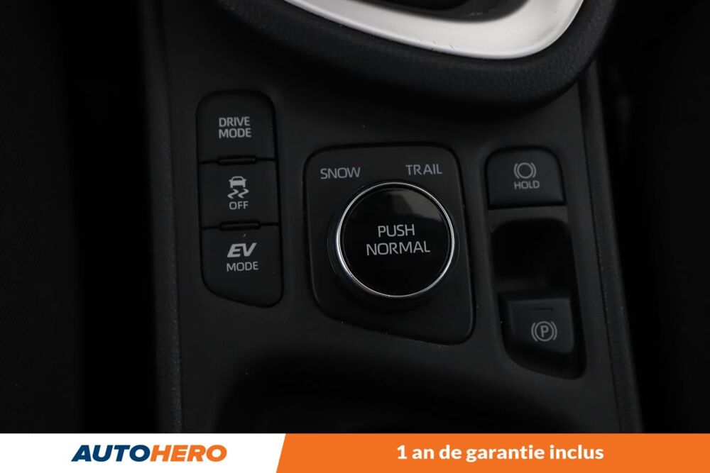 Yaris Cross 1.5 Hybride AWD-i Dynamic Business 116H 2022 occasion 92130 Issy-les-Moulineaux