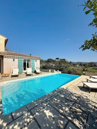  Villa à vendre 5 pièces 160 m²