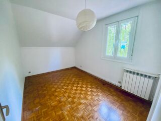  Maison à louer 4 pièces 81 m²