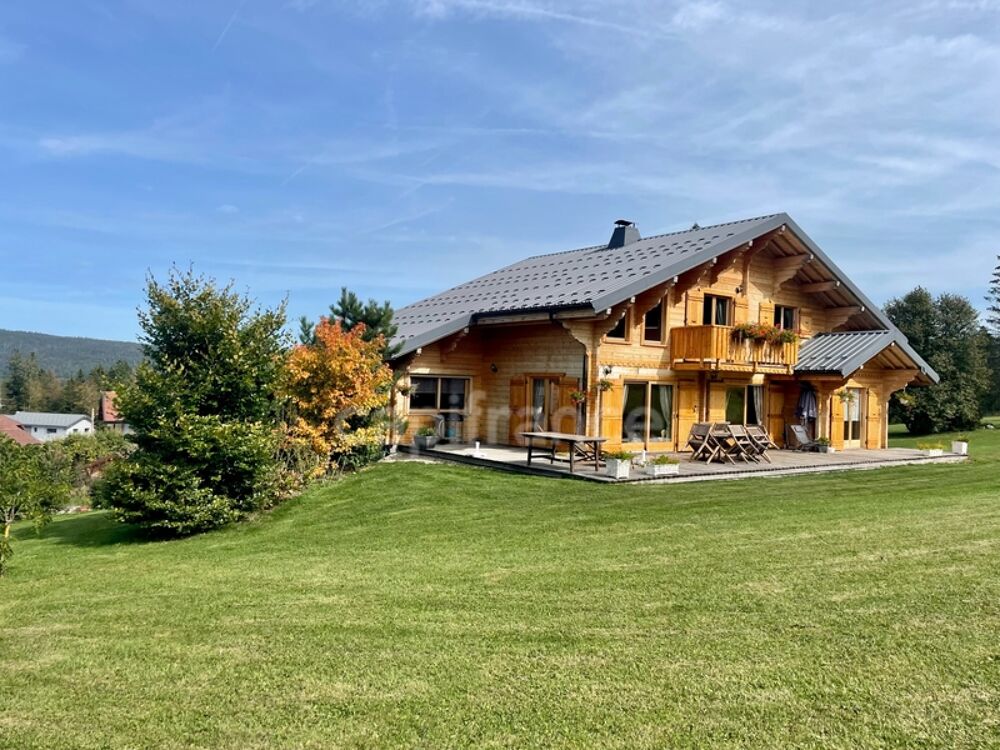 Vente Chalet PREMANON  vendre - Chalet de 216m sur 7'800m2 de terrain dont une parcelle de 3600m2  btir Premanon