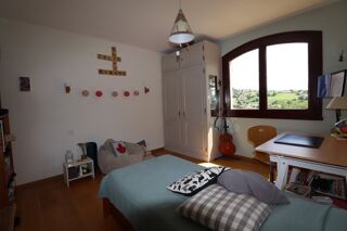  Maison  vendre 6 pices 151 m