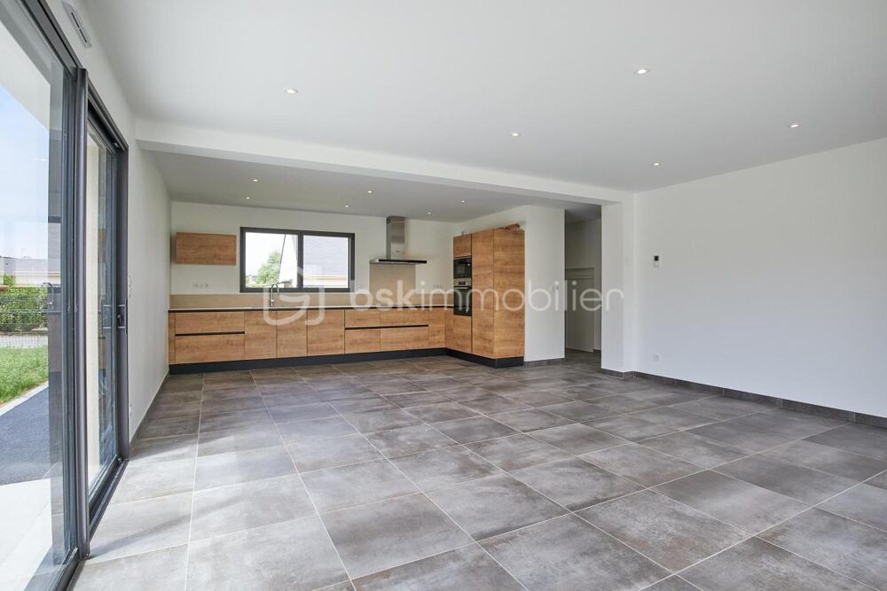 SAINT-QUAY-PORTRIEUX  Maison contemporaine de 147 m² avec vie de plain-pied, 4 chambres et garage, à seulement 1,5 km de la mer